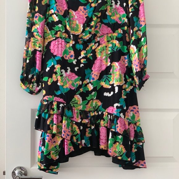 SALONI DRESS - Picture 2 of 4